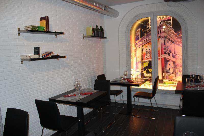 Hostal Le Vintage Ávila Εξωτερικό φωτογραφία